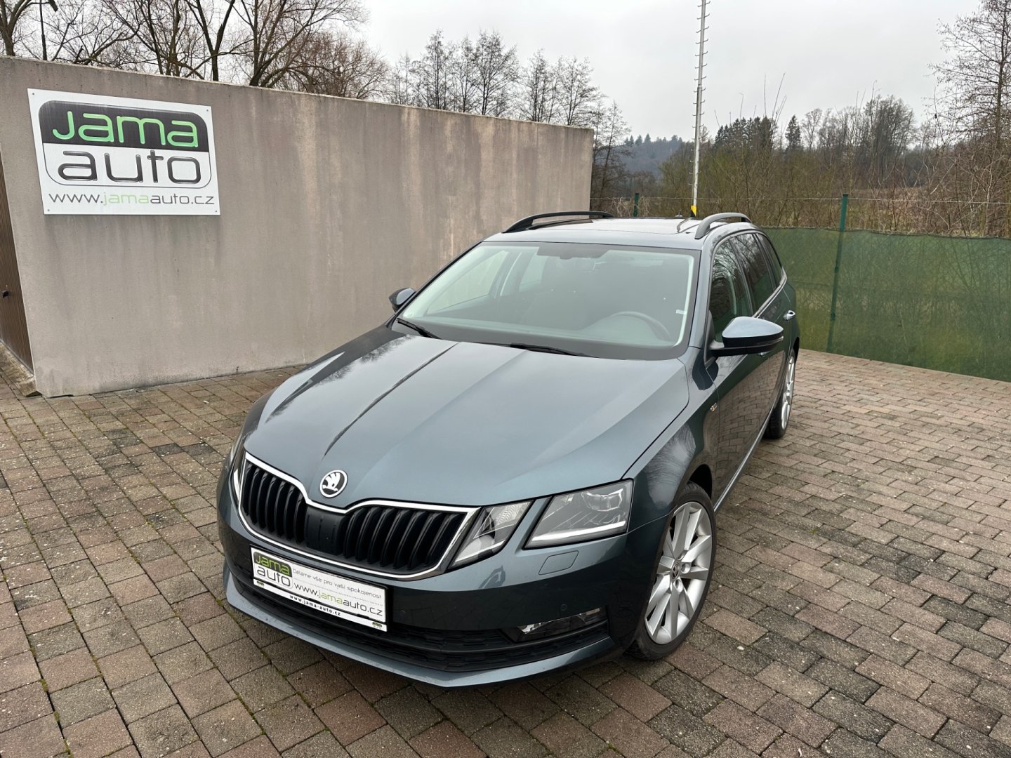 Škoda Octavia 1,5TSI 110kW DSG SOLEIL TAŽNÉ