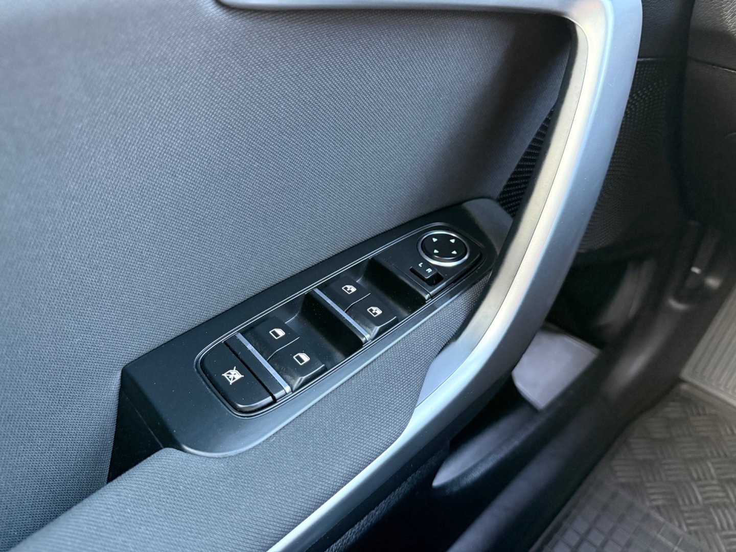 Kia Cee´d 1,5 T-GDI 118kW*ČR*1.maj*DPH*