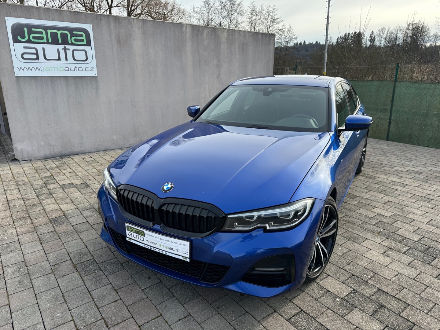 BMW Řada 3 320D 140kW  X-Drive M-Packet
