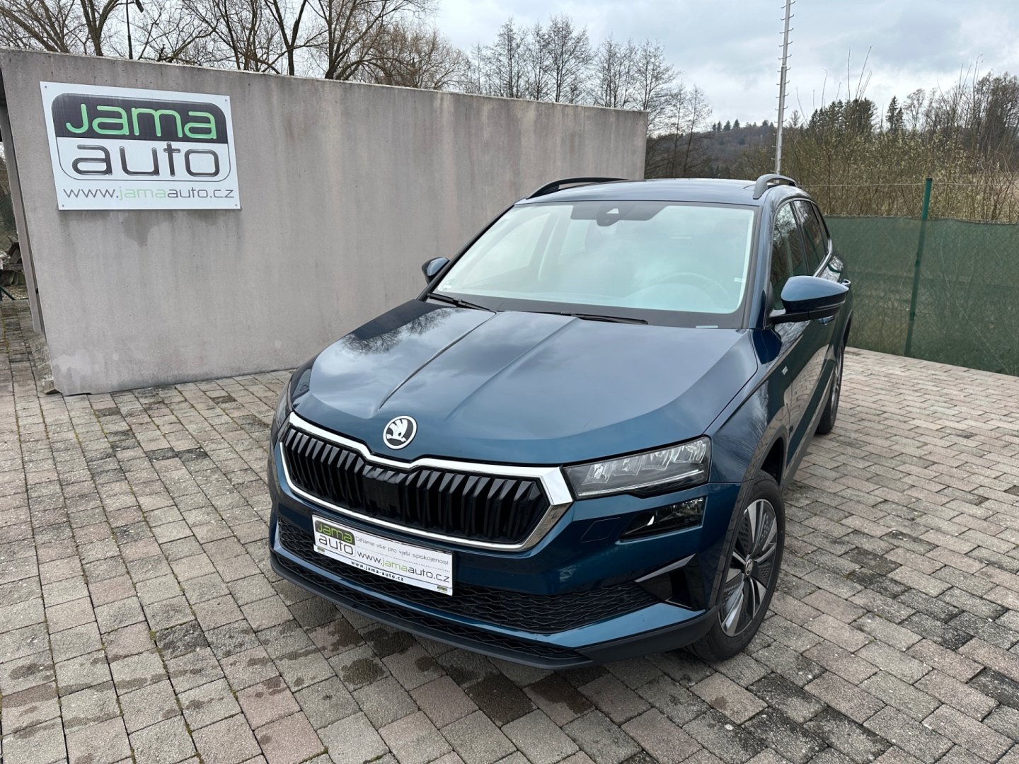 Škoda Karoq 1,5TSI 110kW DSG TOUR 1.MAJITE
