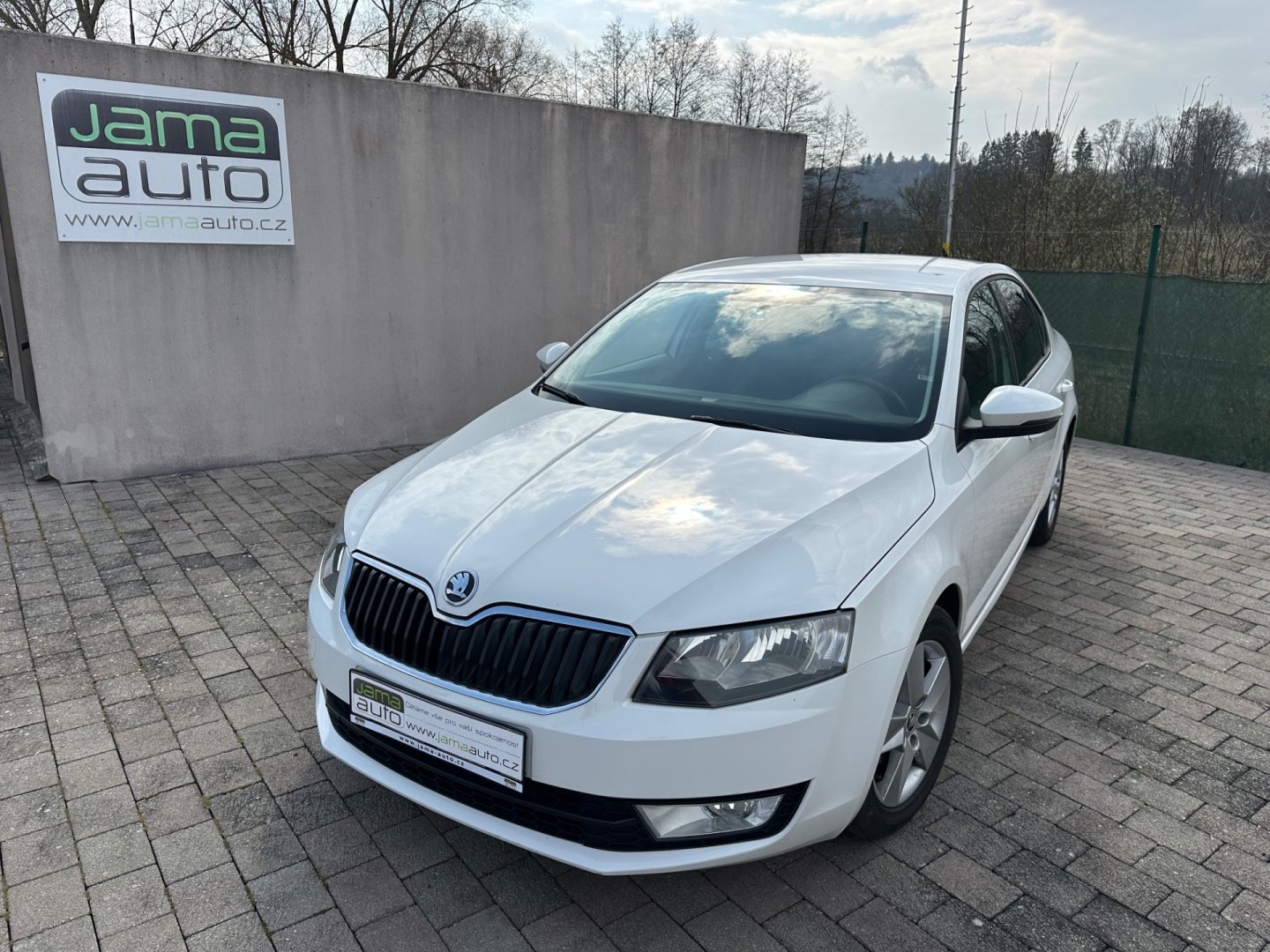 Škoda Octavia 1,6TDI 77kW 1.MAJITEL TAŽNÉ