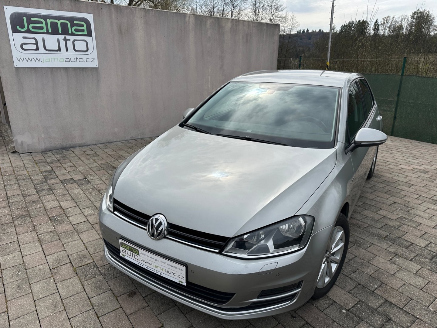 Volkswagen Golf 1,4TSI 110kW DSG LOUNGE TAŽNÉ