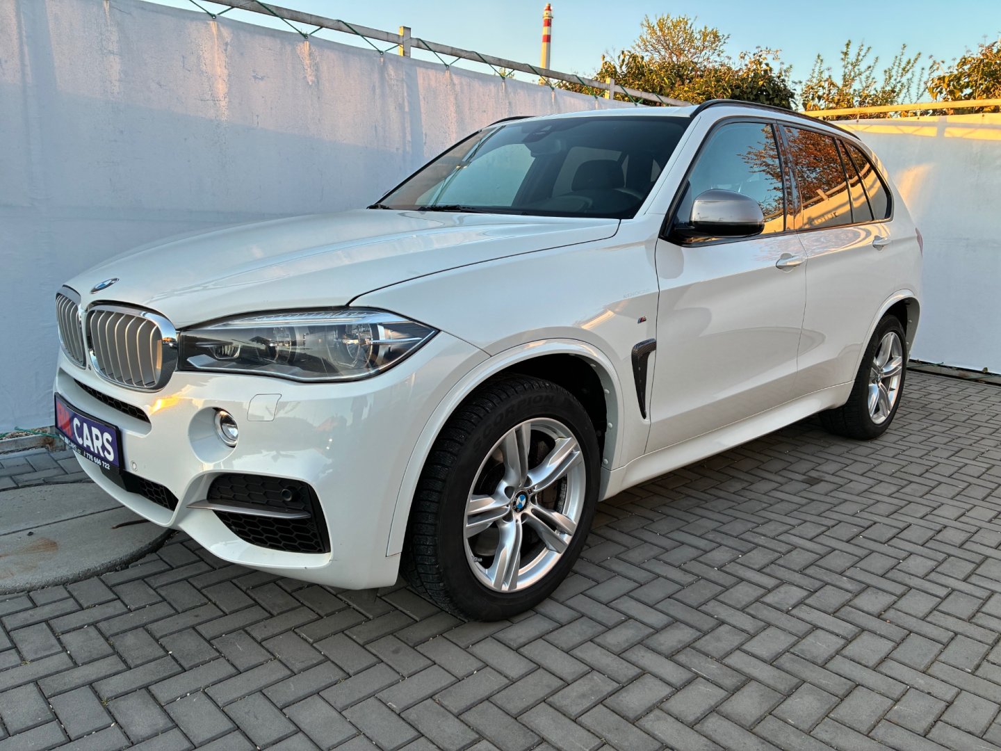 BMW X5 M50d 280kW*HED UP*NEHAVAROVANÉ