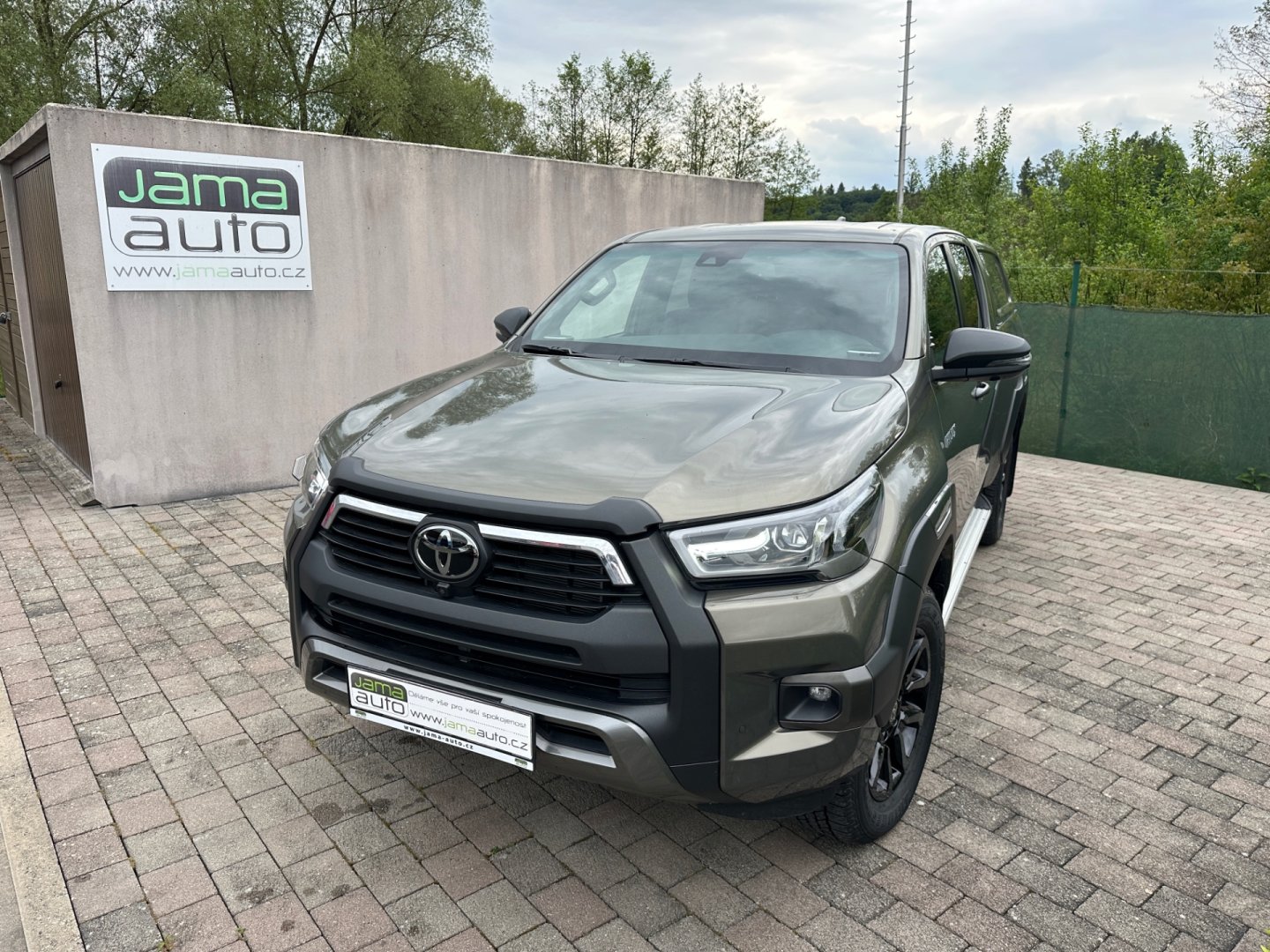 Toyota Hilux 2.8D-4D 150kW 4x4 Invincible