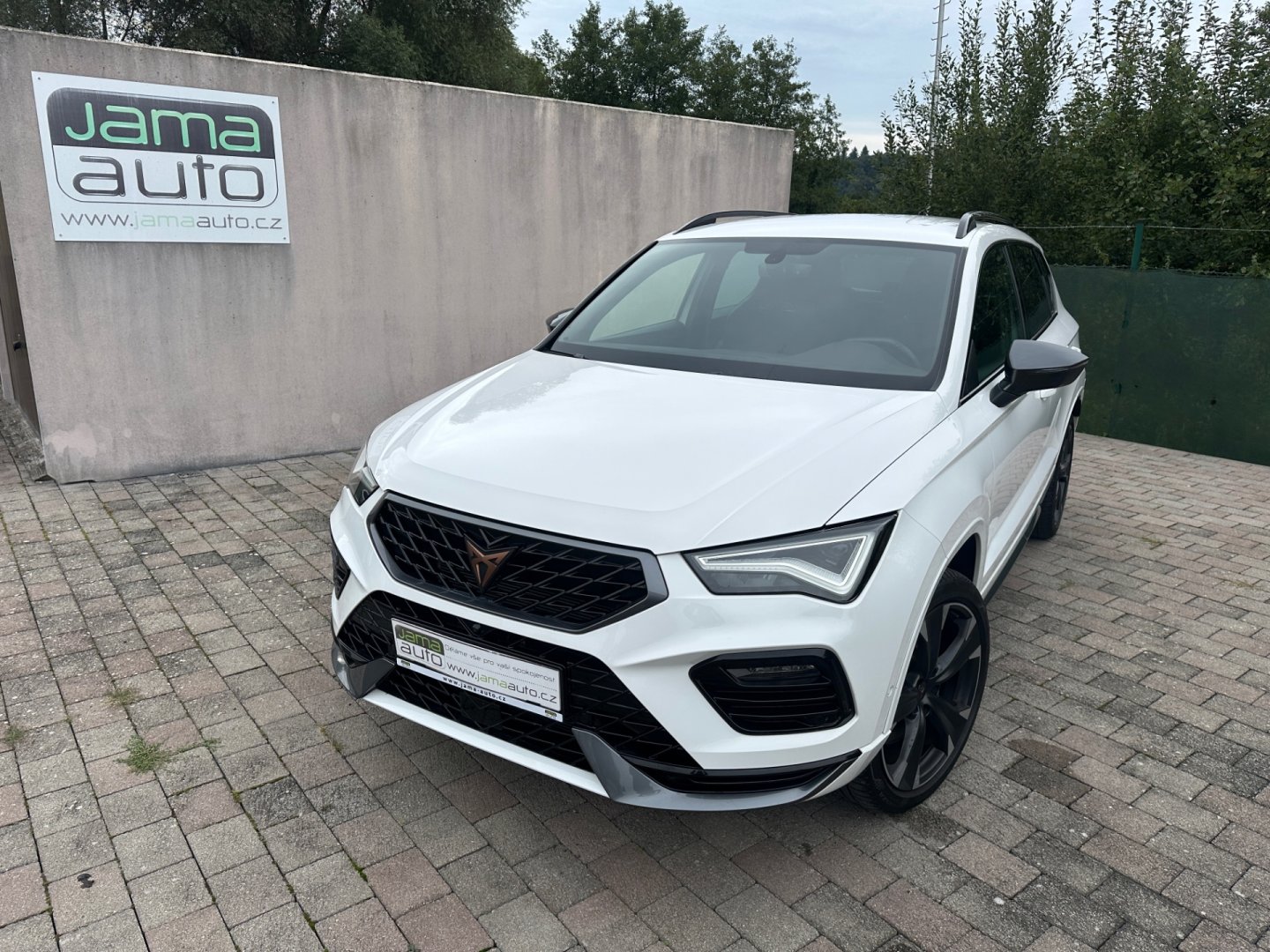 Cupra Ateca 2,0TSI 221kW DSG 4x4 DCC 1.MAJ