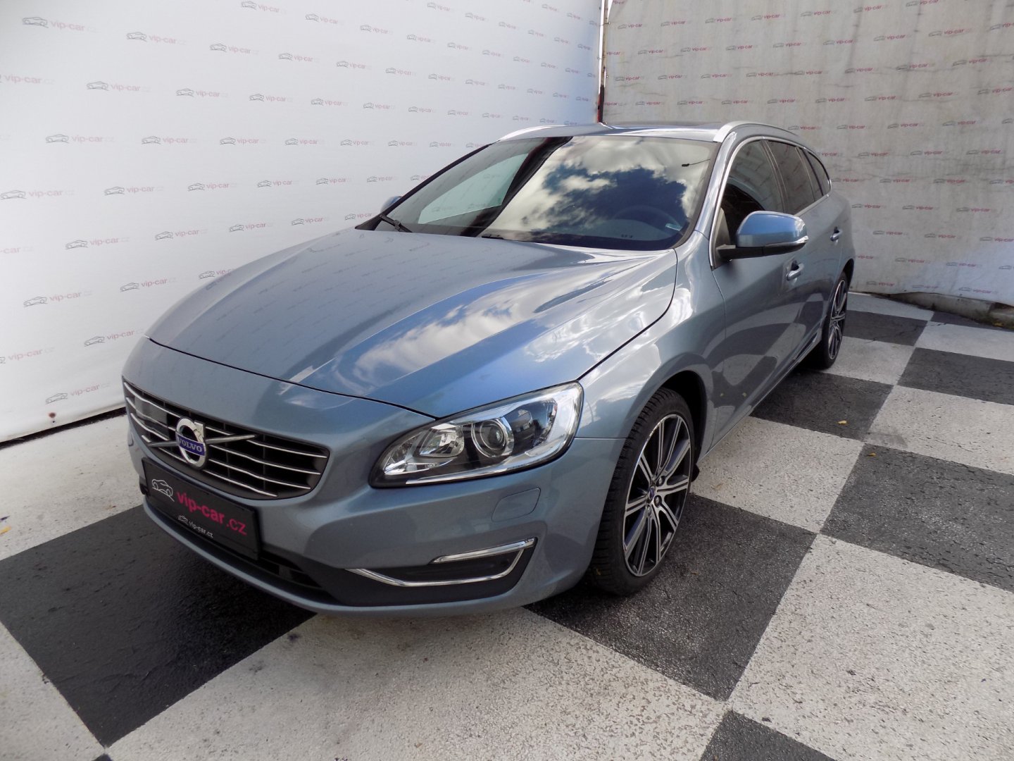 Volvo V60