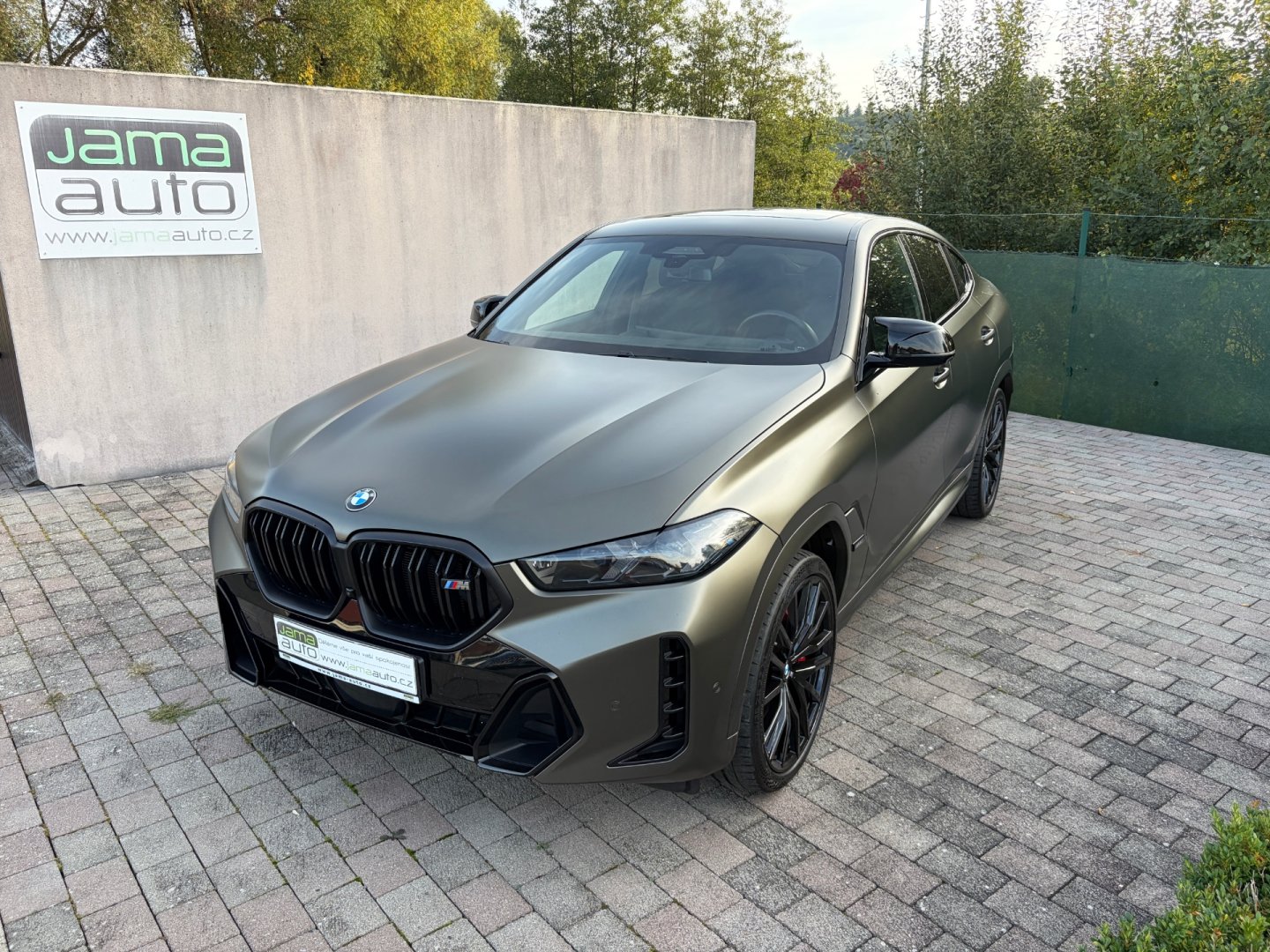 BMW X6 M60i 390kW xDrive TAŽNÉ 1.MAJ